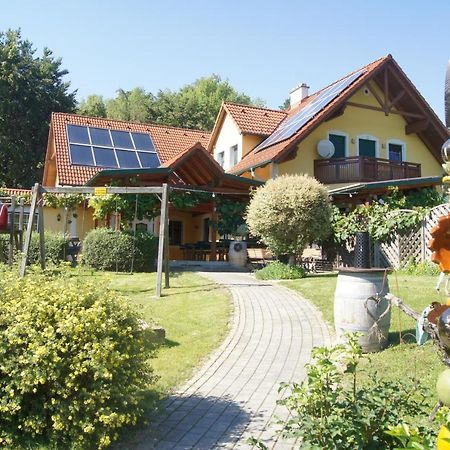 Riegler'S Buschenschank Fürstenfeld 外观 照片