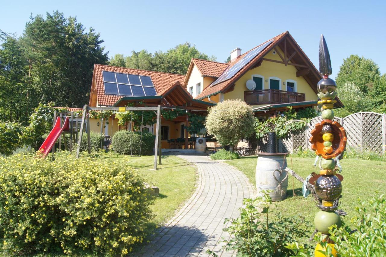 Riegler'S Buschenschank Fürstenfeld 外观 照片