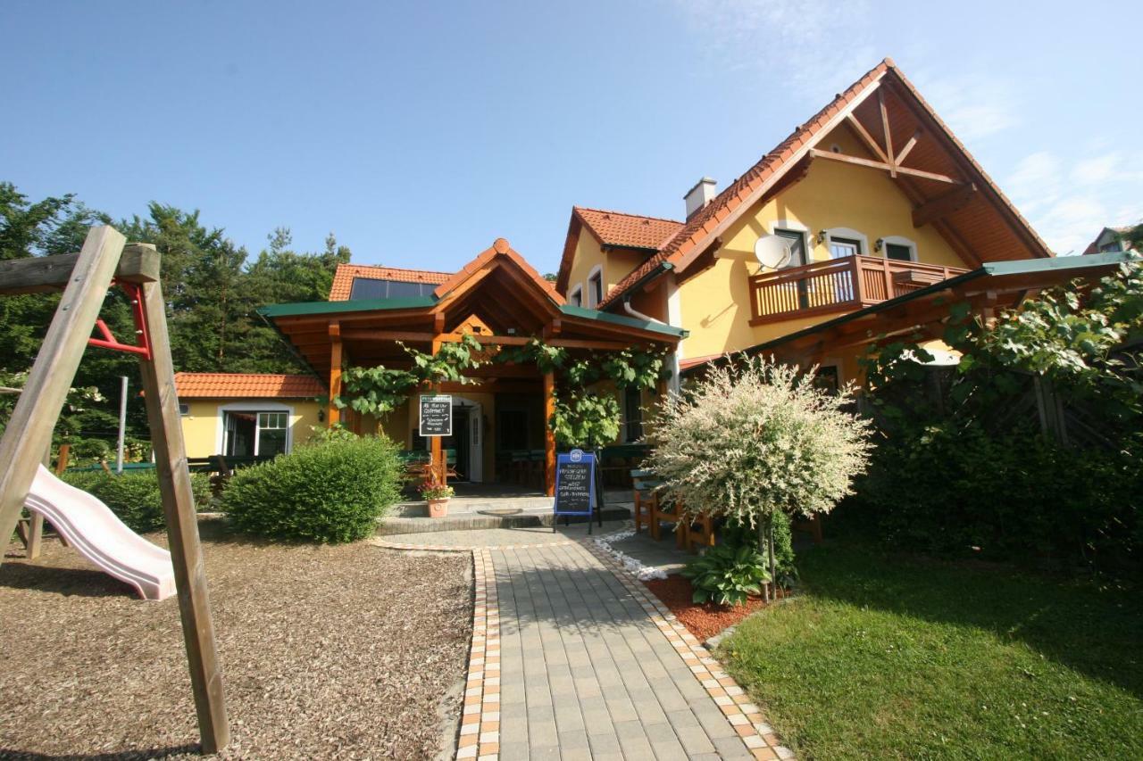 Riegler'S Buschenschank Fürstenfeld 外观 照片